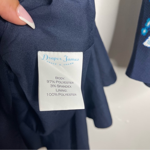 Draper James Blue Magnolia Mockingbird Bell Sleeve
Ruffle A-Line Dress Size 4 - Picture 15 of 16